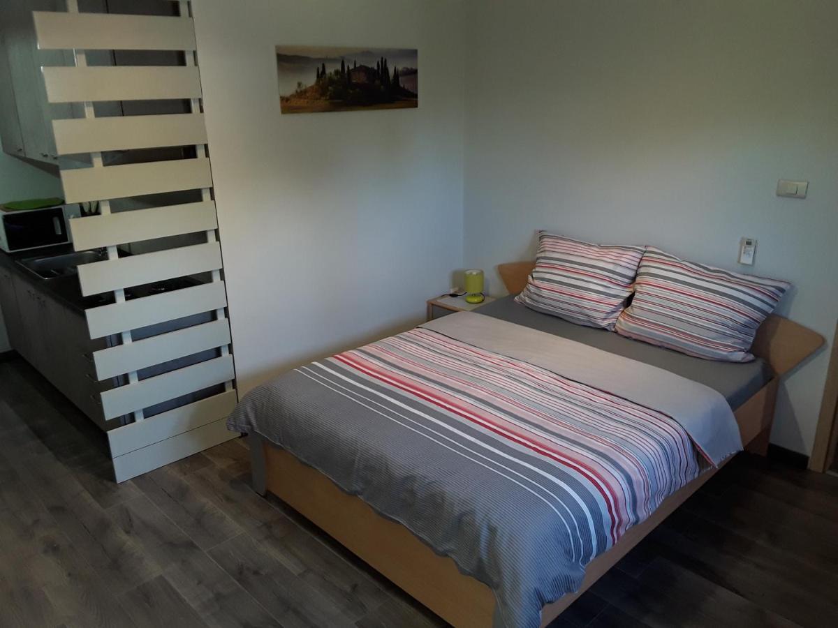 Apartman Studio Erin Rovinj Exterior foto